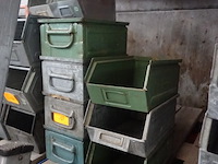 7 metalen bakken (verschillende modellen) - afbeelding 4 van  4