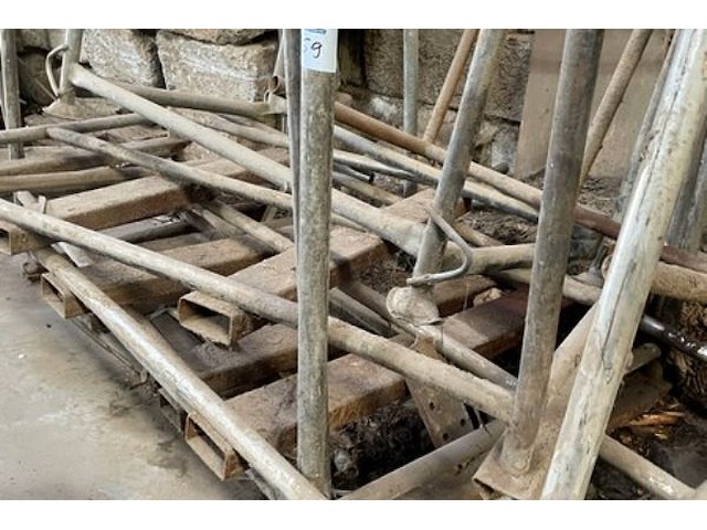 7 metalen korven - afbeelding 2 van  3