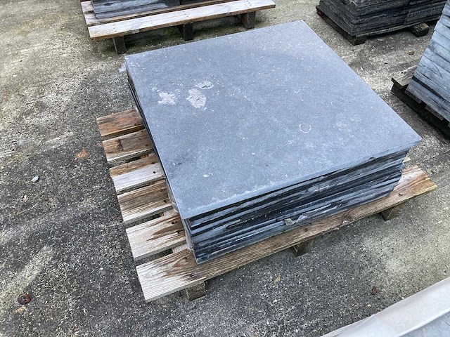 7 paletten belgische blauwe steen - afbeelding 12 van  18