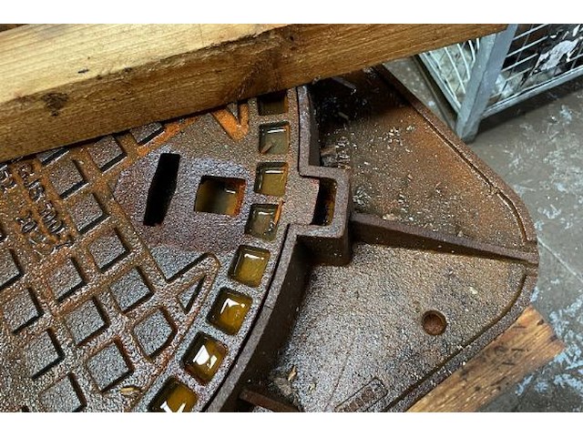 7 putdeksels - afbeelding 2 van  3