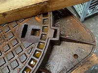 7 putdeksels - afbeelding 2 van  3