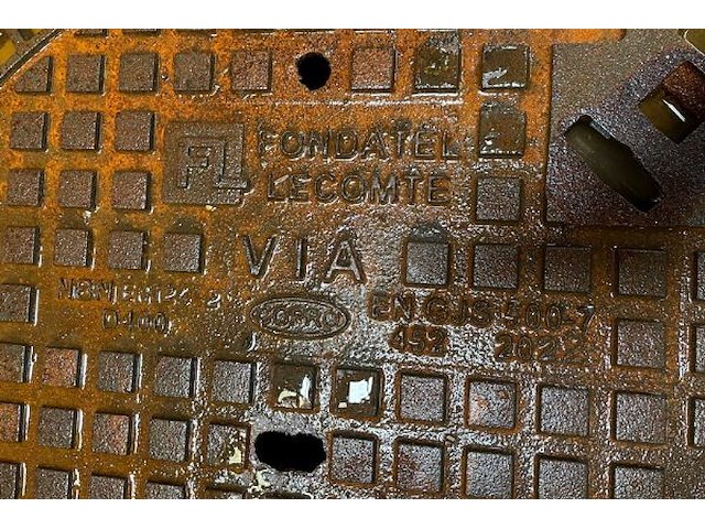 7 putdeksels - afbeelding 3 van  3