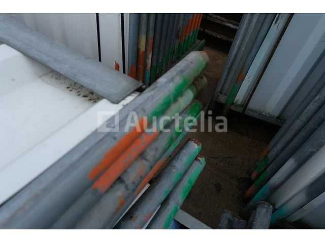 7 solide constructiebarrières - afbeelding 1 van  5