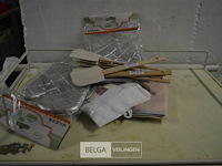 ±7 spatels en 4 sets ovenhandschoenen - afbeelding 1 van  4