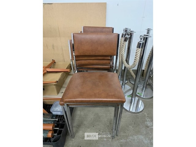 7 stoelen - afbeelding 2 van  2