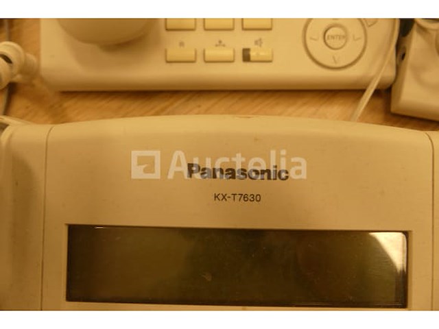 7 vaste telefoons + 6 portofoons - afbeelding 8 van  9