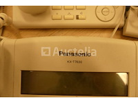 7 vaste telefoons + 6 portofoons - afbeelding 8 van  9