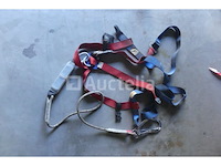 7 veiligheidsgordels - afbeelding 1 van  5