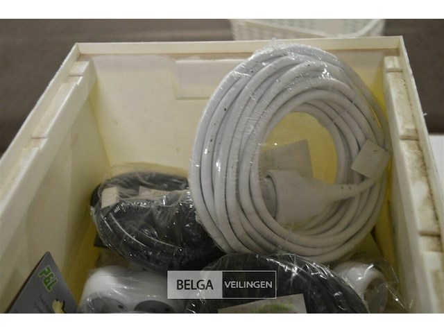 7 verlengkabels 5m , 7 dubbel stopcontact - afbeelding 4 van  5