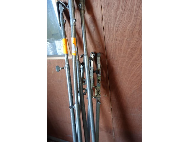 7 verstelbare fixatiestangen voor marktparaplu - afbeelding 4 van  4