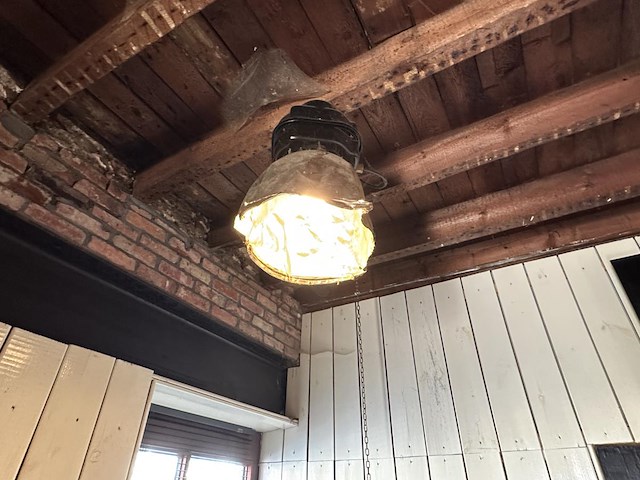 7 vintage lampen en hangverwarming - afbeelding 2 van  2