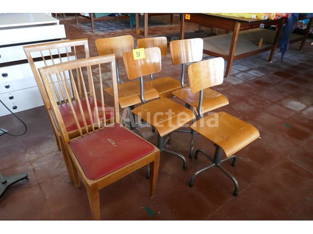 7 vintage stoelen - afbeelding 3 van  3