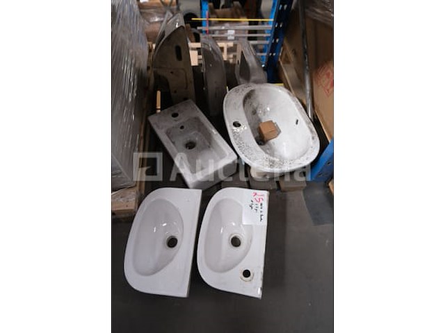 7 wasbekken en handbakken - afbeelding 4 van  5