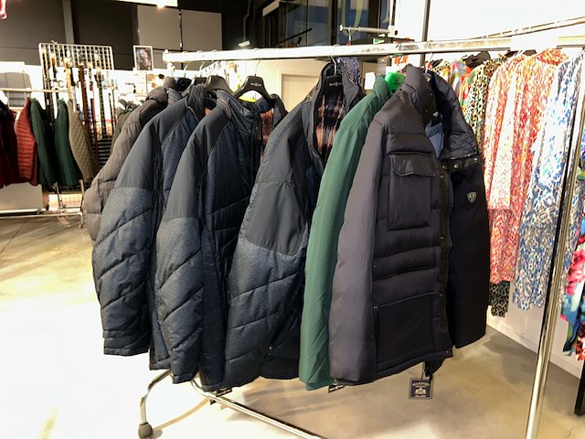 7 winterjassen heren - afbeelding 1 van  11