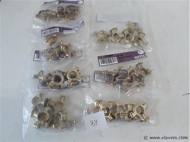 7 x beugel messing 5 stuks voor buis 15mm - afbeelding 1 van  2