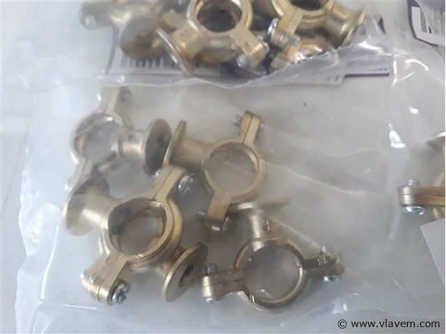 7 x beugel messing 5 stuks voor buis 15mm - afbeelding 2 van  2