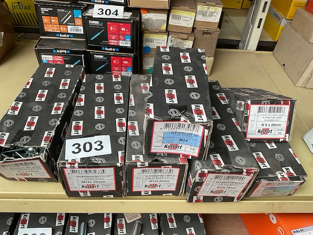 7 x dozen slotbouten; binnen zeskantbouten; veerringen - afbeelding 1 van  5