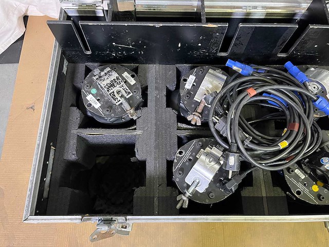 7 x glp impression x4s (7x15w rgbw / 7°-50°) - afbeelding 6 van  12