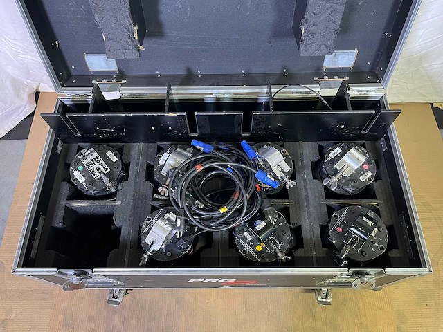 7 x glp impression x4s (7x15w rgbw / 7°-50°) - afbeelding 5 van  12