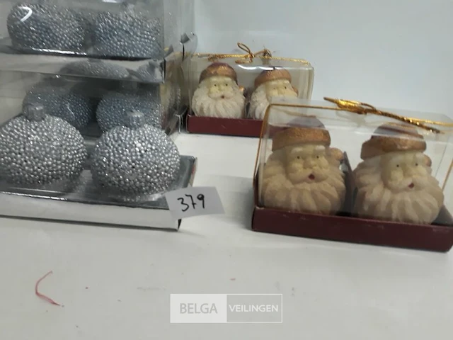 7 x kerstkaars 2 stuks mix kerstmanhoofd/ballen - afbeelding 3 van  3