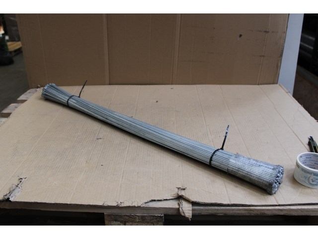 7 x metal stud ophangdraad met oog (100 st) - afbeelding 1 van  2