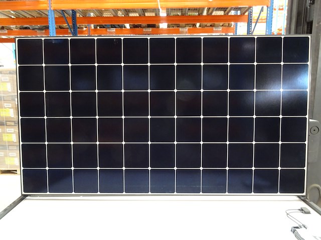 7 x zonnepaneel sunpower max 6 420 ac (2.940 wp) - afbeelding 1 van  4
