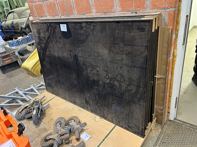 7 zonnepanelen jasolar - afbeelding 1 van  4