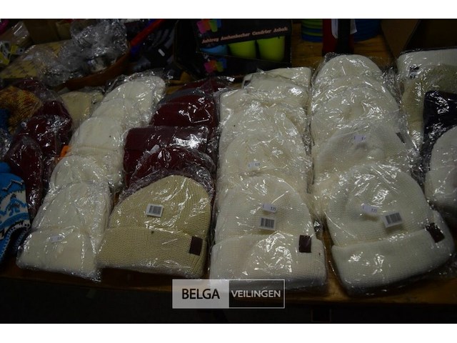 ±70 div mutsen - afbeelding 2 van  6