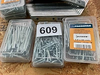 70 hout verbinders en doosjes nagels - afbeelding 2 van  6