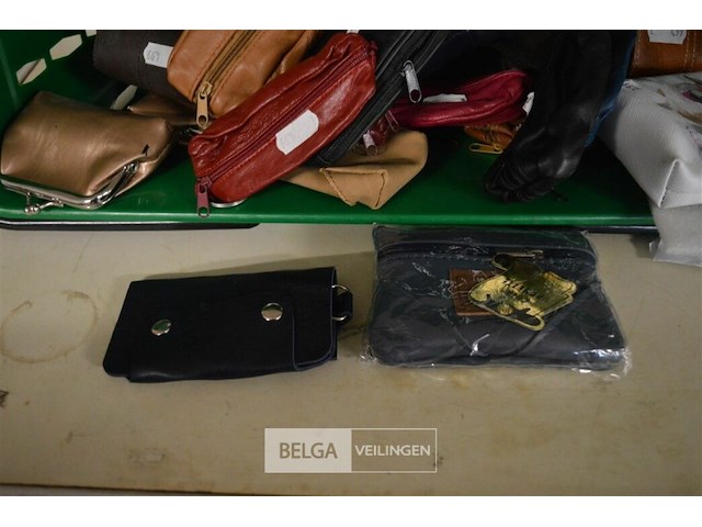 ± 70 kleine portemonnees - afbeelding 3 van  3