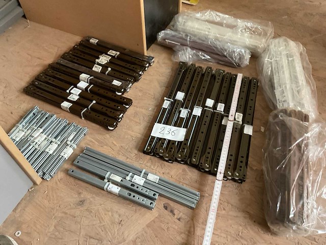 70 lade geleiders - afbeelding 8 van  8