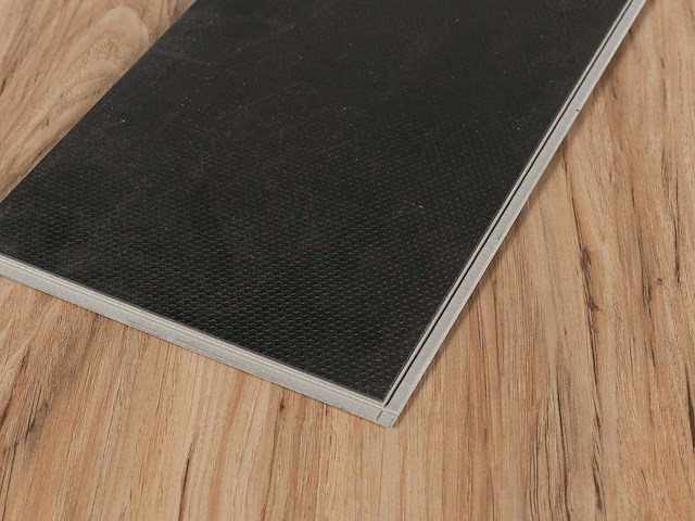 70 m2 pvc click vinyl plank met xps onderlaag - 1220 x 181 x 4,4 mm - afbeelding 1 van  1