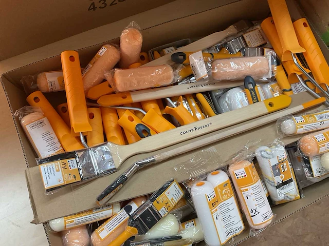 70 x schildersgereedschap voor lakverf - afbeelding 2 van  12