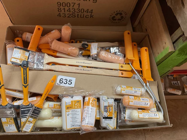 70 x schildersgereedschap voor lakverf - afbeelding 1 van  12