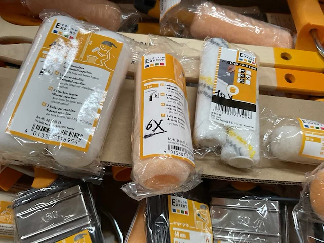 70 x schildersgereedschap voor lakverf - afbeelding 11 van  12