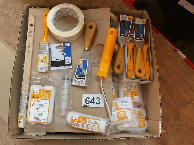 70 x schildersgereedschap voor lakverf - afbeelding 1 van  7