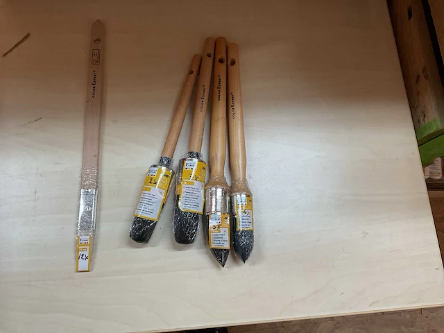 70 x schildersgereedschap - afbeelding 2 van  16
