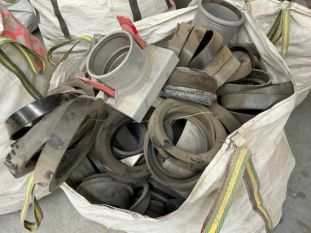 (+700 st.) ongebruikte pvc riolering buizen en onderdelen - afbeelding 4 van  16