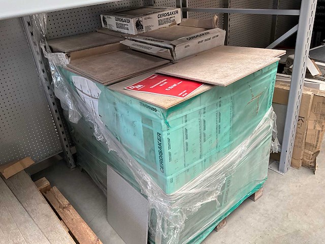 70,72m2 cisamono beige vloertegel (44x44) - afbeelding 5 van  5