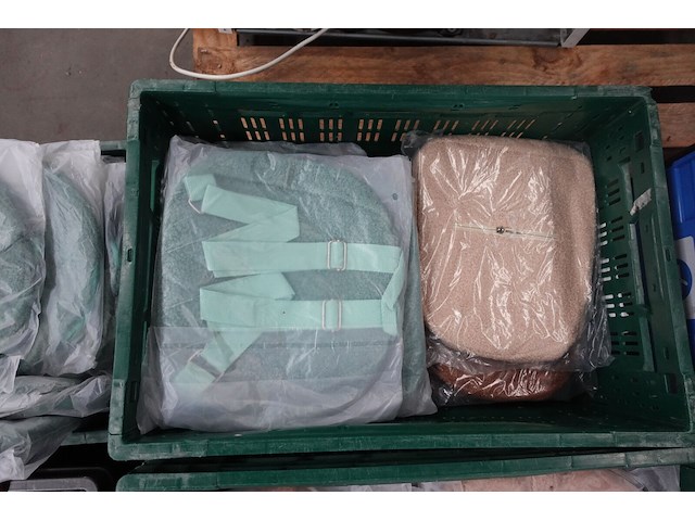 70x kinderrugzak + 8x kinderpongho - afbeelding 2 van  12