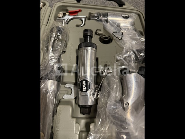 71 delige pneumatische gereedschaps set - afbeelding 9 van  12