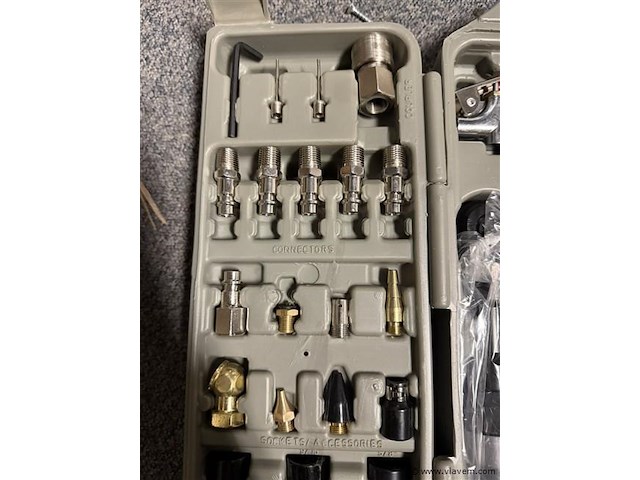 71 delige pneumatische gereedschaps set - afbeelding 8 van  12