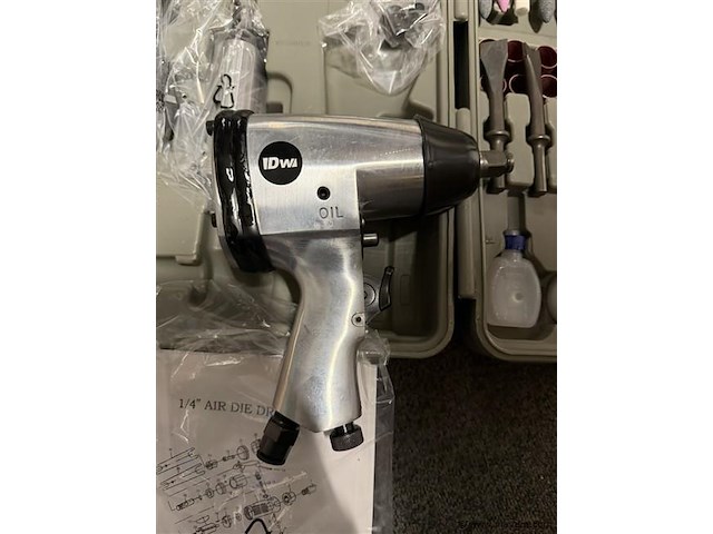 71 delige pneumatische gereedschaps set - afbeelding 10 van  12