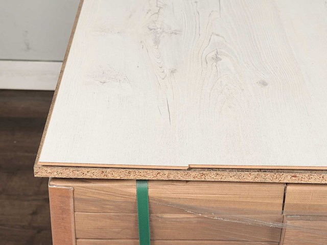 71 m2 laminaat plank - 1380 x 193 x 7 mm - afbeelding 2 van  4