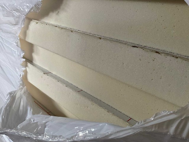 72 m2 hardschuim/isolatieschuim/sarking schuimisolatie - afbeelding 2 van  2