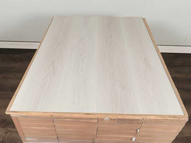 72 m2 pvc spc click plank met xps onderlaag - 1220 x 228 x 5+1 mm - afbeelding 3 van  4