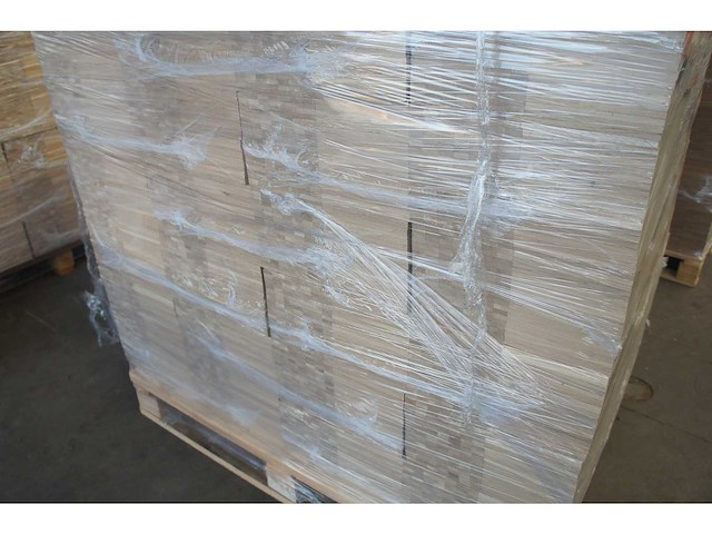 73,62 m² massief eiken mozaiekparket - afbeelding 2 van  5