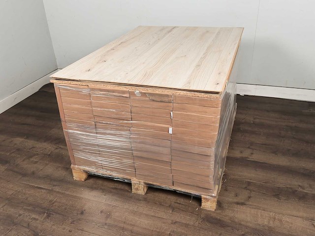 74 m2 laminaat plank - 1383 x 193 x 7 mm - afbeelding 2 van  2