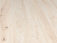 74 m2 laminaat plank - 1383 x 193 x 7 mm - afbeelding 1 van  4