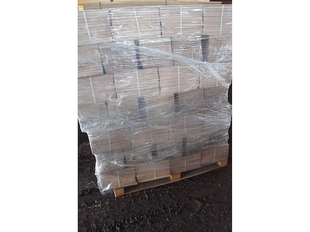 74,09 m² massief beuken visgraatparket 16mm - afbeelding 4 van  4